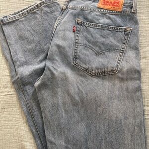 Levi's Men's Light Blue Straight Jeans